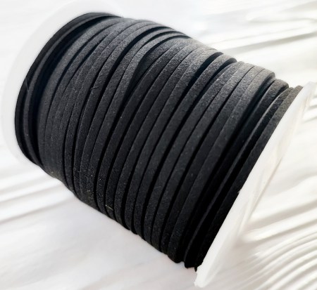 Замшевый шнур 2 мм., цвет черный, DIY Ribbon's, цена за 1 ярд ( 90 см ), купить - БлагоЛис