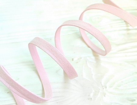 Замшевый шнур 10 мм., цвет светло-лиловый, DIY Ribbon's, цена за 1 ярд ( 90 см ), купить - БлагоЛис