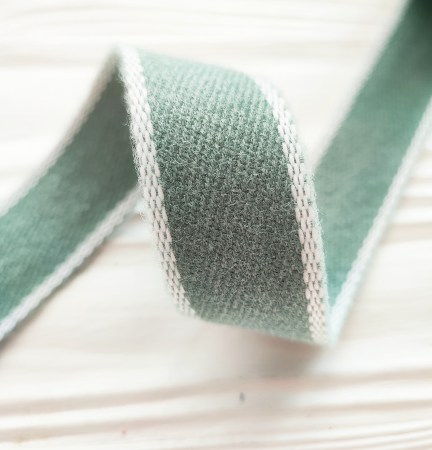 Тесьма твидовая полушерстяная 25 мм., цвет серо-зеленый, DIY Ribbon's, цена за 1 ярд 90 см , купить - БлагоЛис