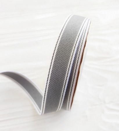 Лента с серебряной строчкой по краю серая 15 мм, DIY Ribbon's, цена за 1 ярд ( 90 см ), купить - БлагоЛис
