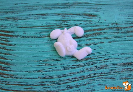 Фигурка из пластика Зайка, 2,5 х 2,5 см, купить - БлагоЛис